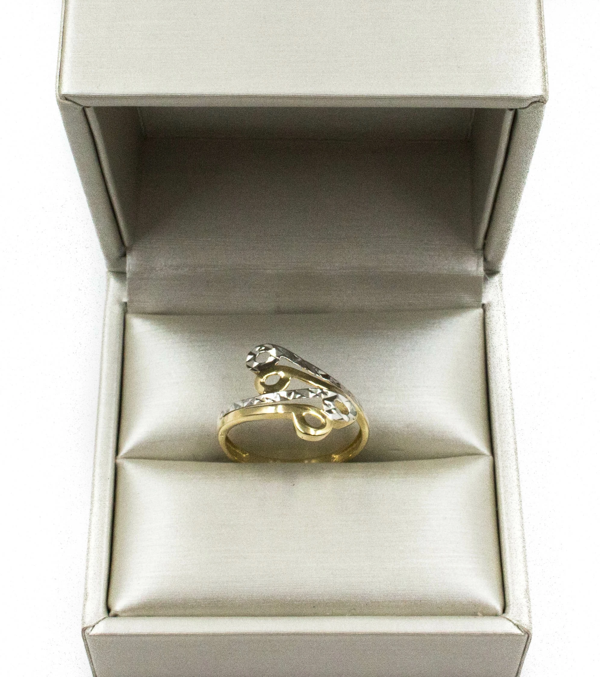 piekny-zloty-pierscionek-14k-w208g-r19-p51-stan-11323-238058