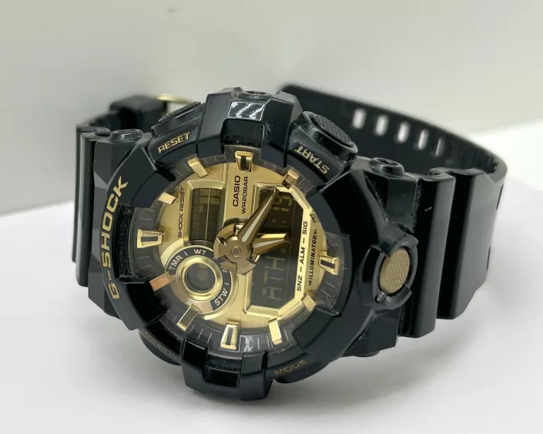 ZEGAREK CASIO G-SHOCK GA-710GB CZARNO-ZŁOTY 20BAR