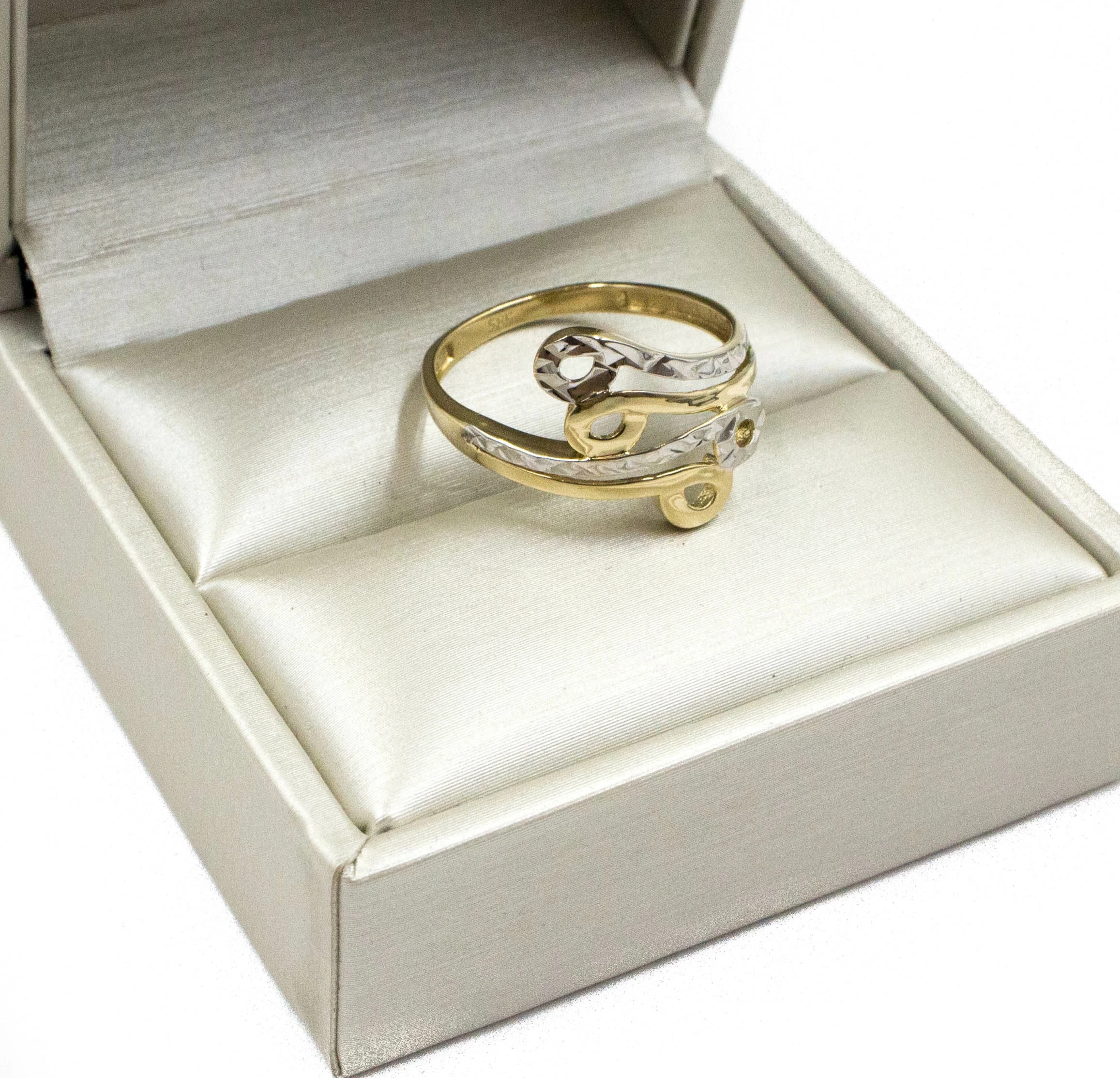 piekny-zloty-pierscionek-14k-w208g-r19-p51-pilsudskiego-57-marki