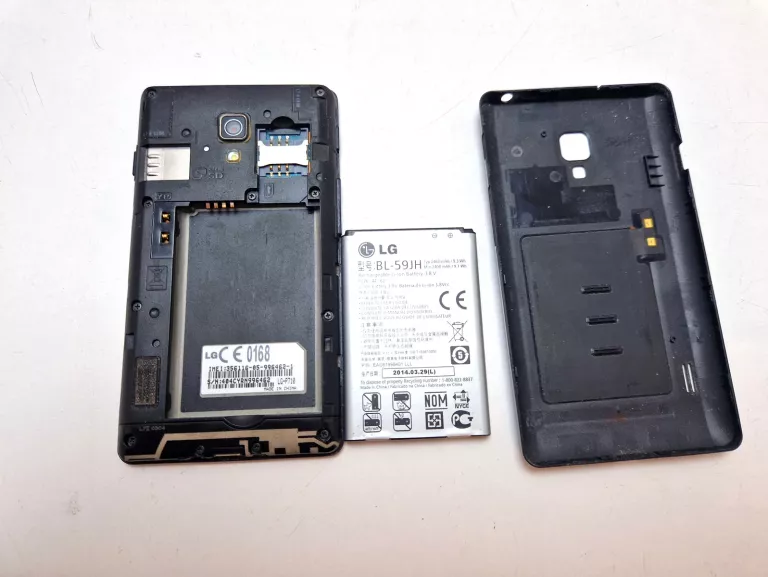 TELEFON LG P710