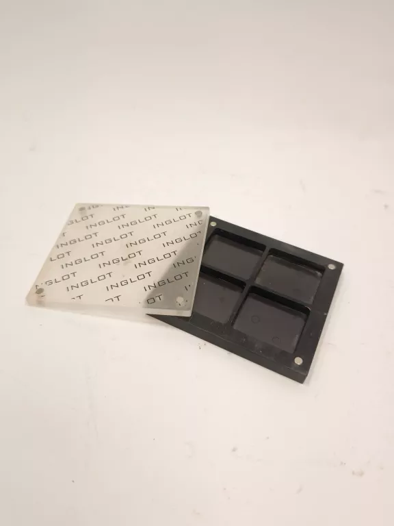 INGLOT FREEDOM SYSTEM PALETA MAGNETYCZNA FLEXI BLACK
