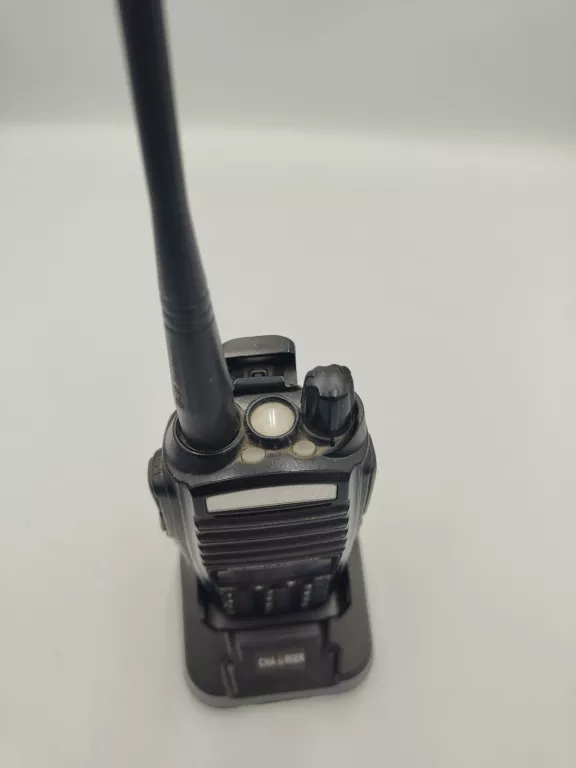 KRÓTKOFALÓWKA BAOFENG UV-82 5W RADIOTELEFON