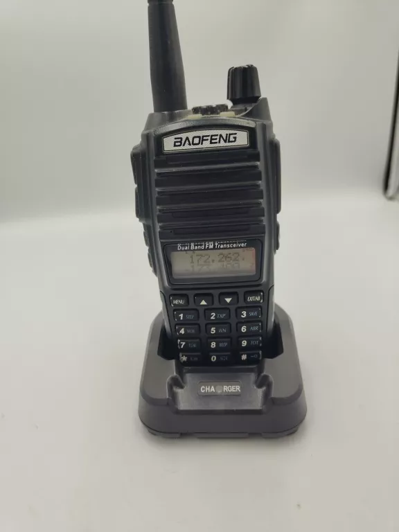 KRÓTKOFALÓWKA BAOFENG UV-82 5W RADIOTELEFON