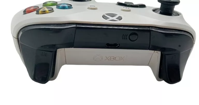 PAD DO XBOX ONE 1708 BIAŁY