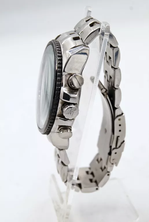 ZEGAREK EDIFICE CASIO CLASSIC CHRONOGRAPH MĘSKI EF-558D-1AVEF