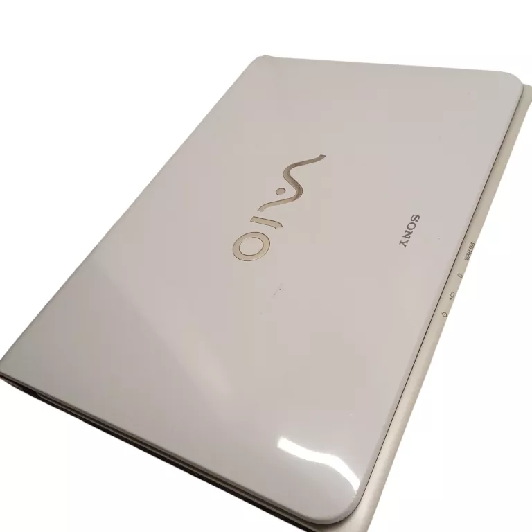 LAPTOP SONY VAIO SVE111B11M 11,6"/4GB/500GB