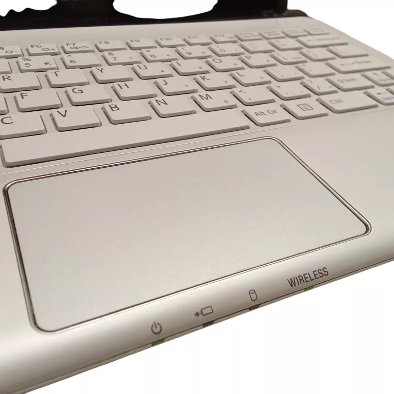 LAPTOP SONY VAIO SVE111B11M 11,6"/4GB/500GB