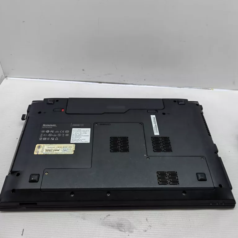 LAPTOP LENOVO B570E WIN 7/INTEL PENTIUM B950/4 GB RAM /320GB DYSK