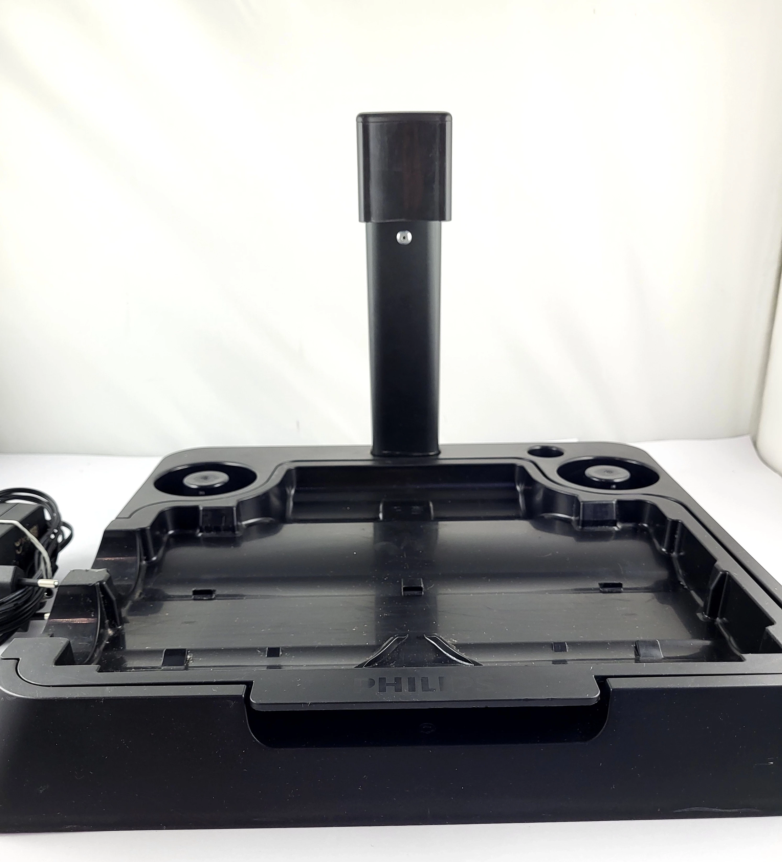 odkurzacz-pionowy-philips-aqua-trio-7000-xw7110-opis-zasilanie-209202-1769478