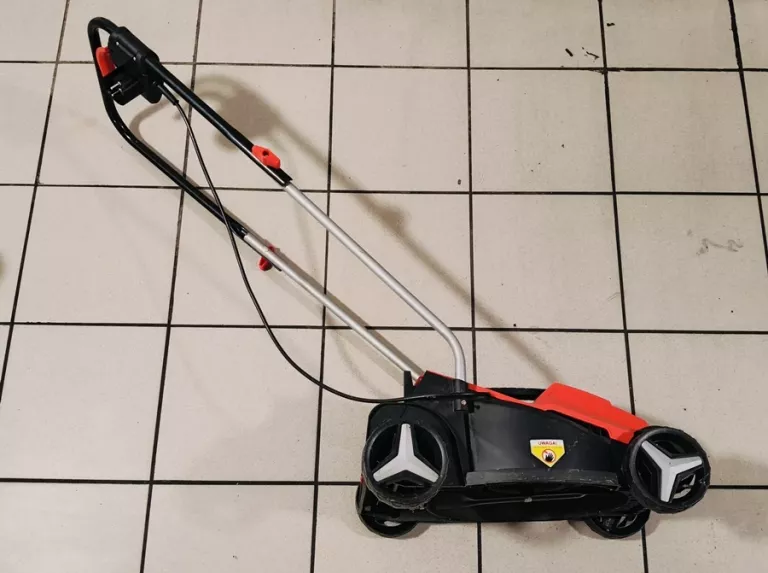 KOSIARKA ELEKTRYCZNA LIDER YK1002