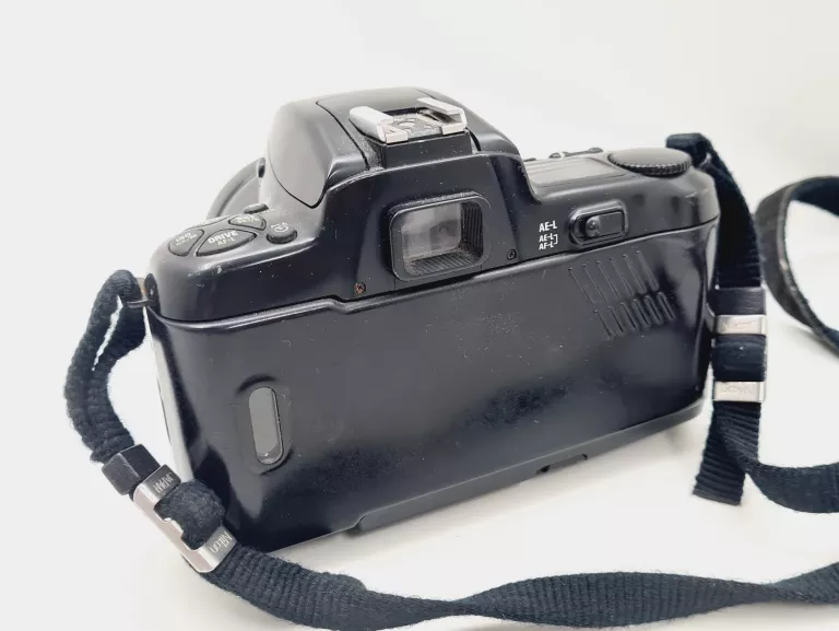 APARAT NIKON F-601