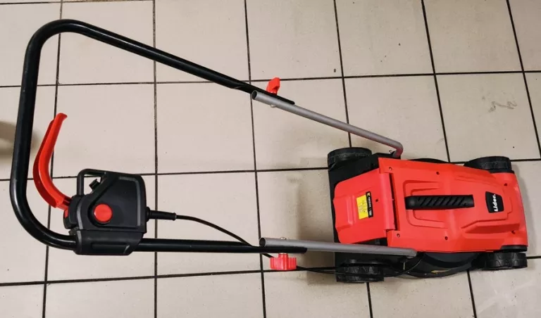KOSIARKA ELEKTRYCZNA LIDER YK1002