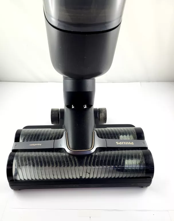 odkurzacz-pionowy-philips-aqua-trio-7000-xw7110-opis-emilii-plater-82b-szczecin-rs