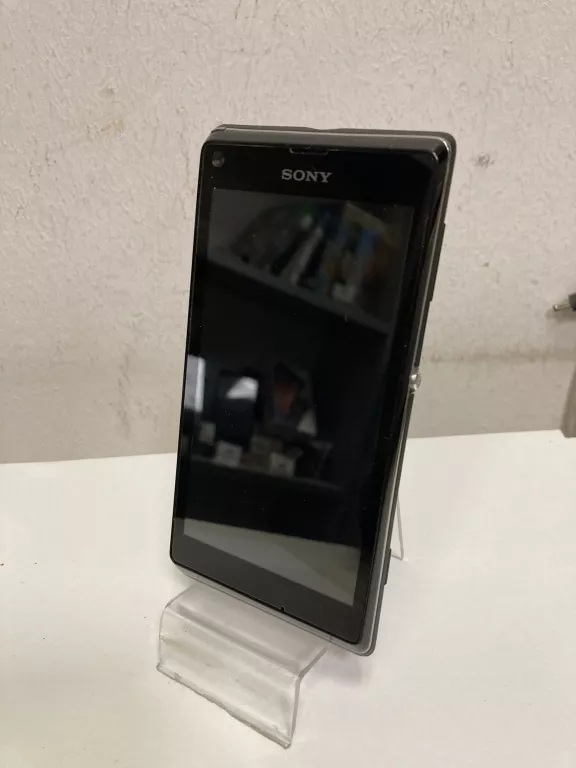 TELEFON SONY XPERIA C2105 SOLO