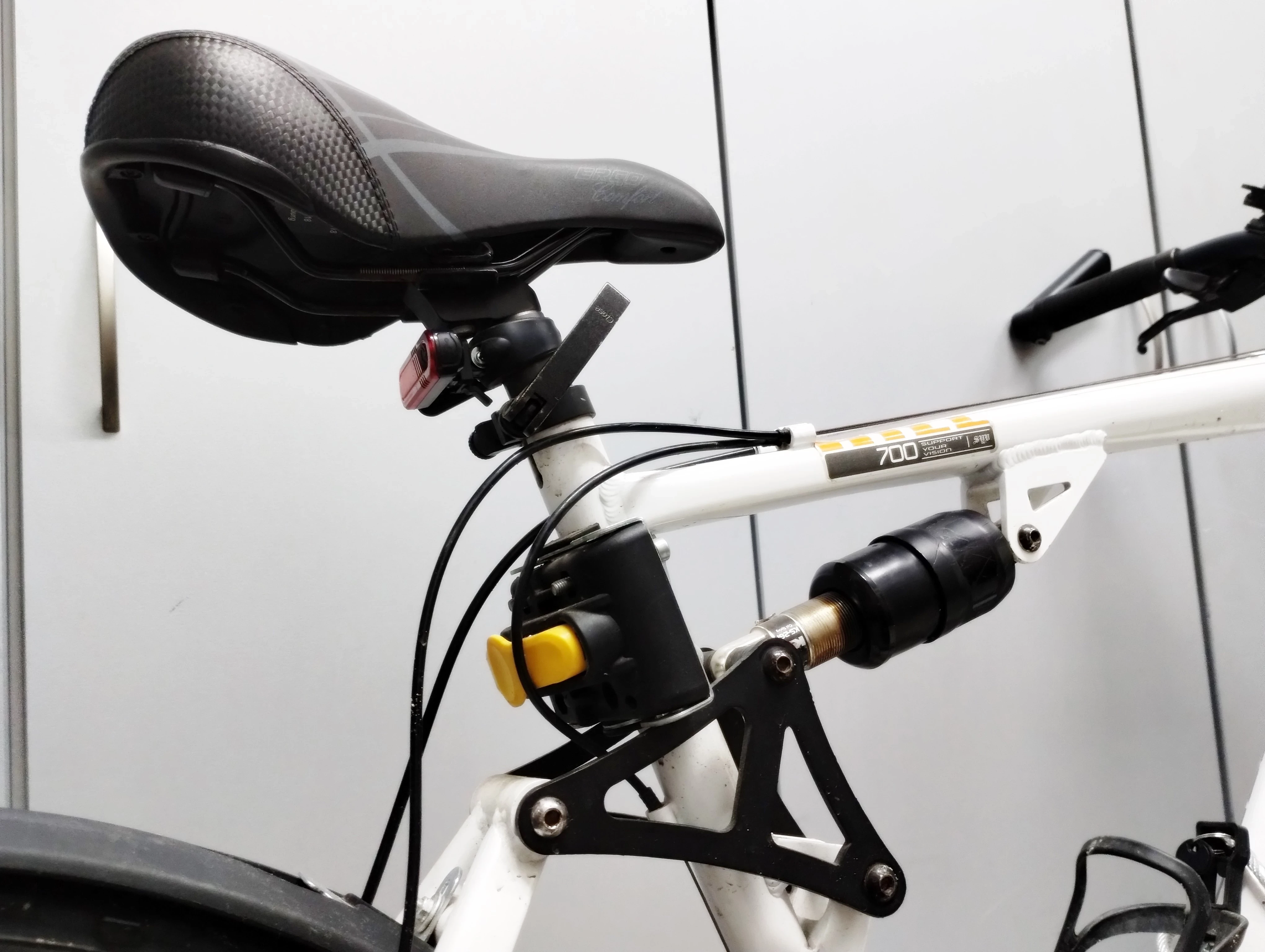 rower-mc-kenzie-hill-700-rama-21-kola-28-kolor-127448-5