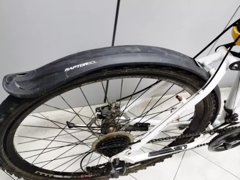 rower-mc-kenzie-hill-700-rama-21-kola-28-amortyzacja-129291-1