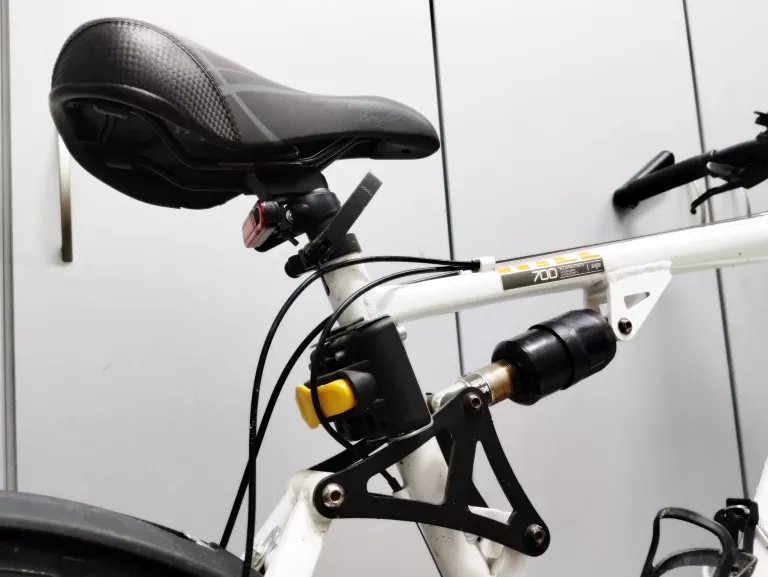 rower-mc-kenzie-hill-700-rama-21-kola-28-kolor-127448-5