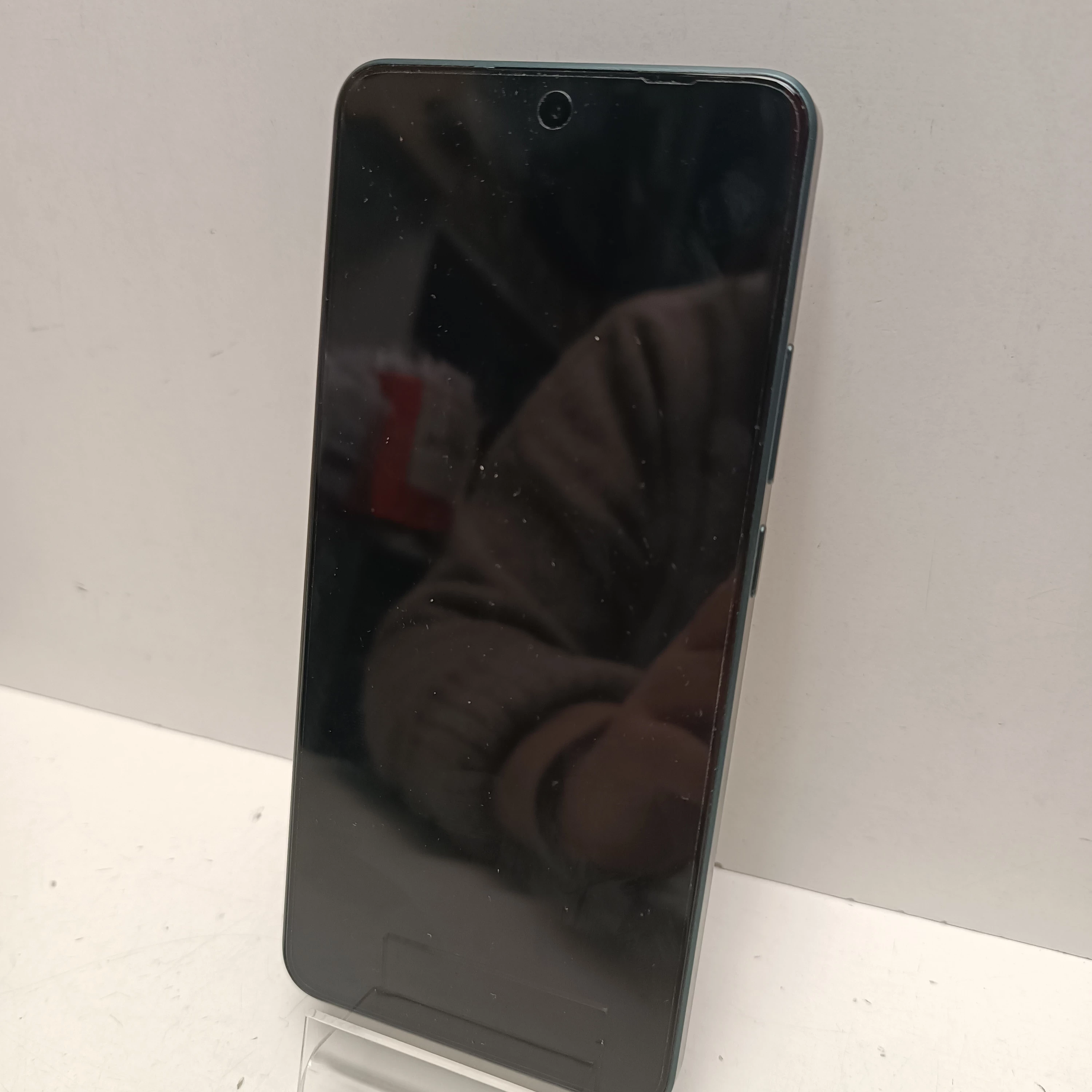 telefon-oppo-reno-11f-8256gb-stan-11323-2