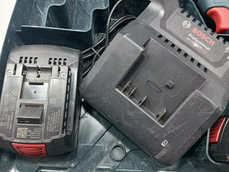 wiertarko-wkretarka-bosch-gsb-185-li-2-aku-lad-walizka-stan-11323-2
