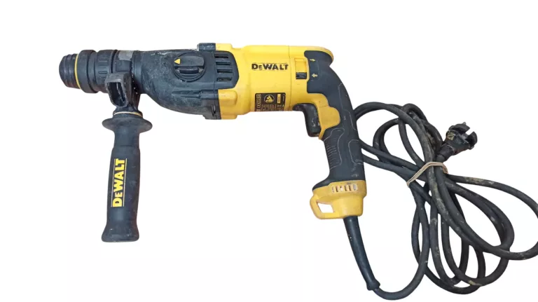 MŁOTOWIERARKA DEWALT D25134