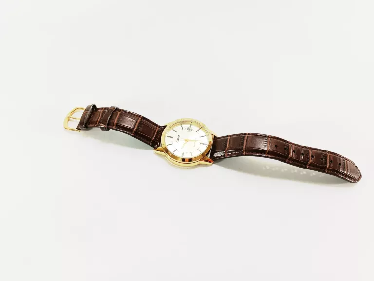 ZEGAREK MĘSKI CASIO MTP-V004 ZŁOTA TARCZA PASEK W BRĄZOWYM KOLORZE
