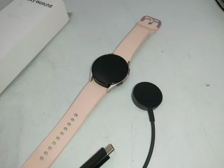 SMARTWATCH SAMSUNG GALAXY WATCH5 MODEL SM-R900 PUDEŁKO Z USB