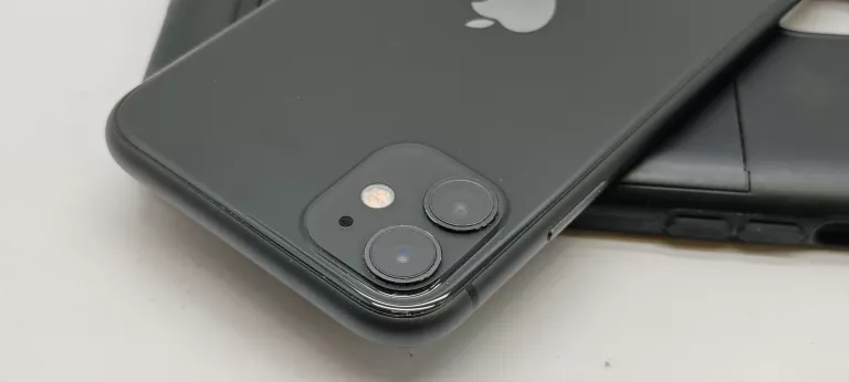 IPHONE 11 128GB  86% KONDYCJA BATERII