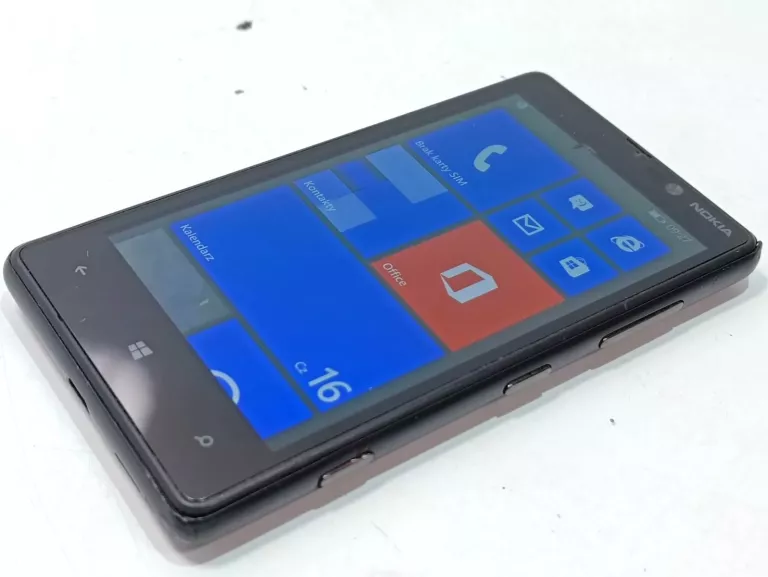 NOKIA LUMIA 820