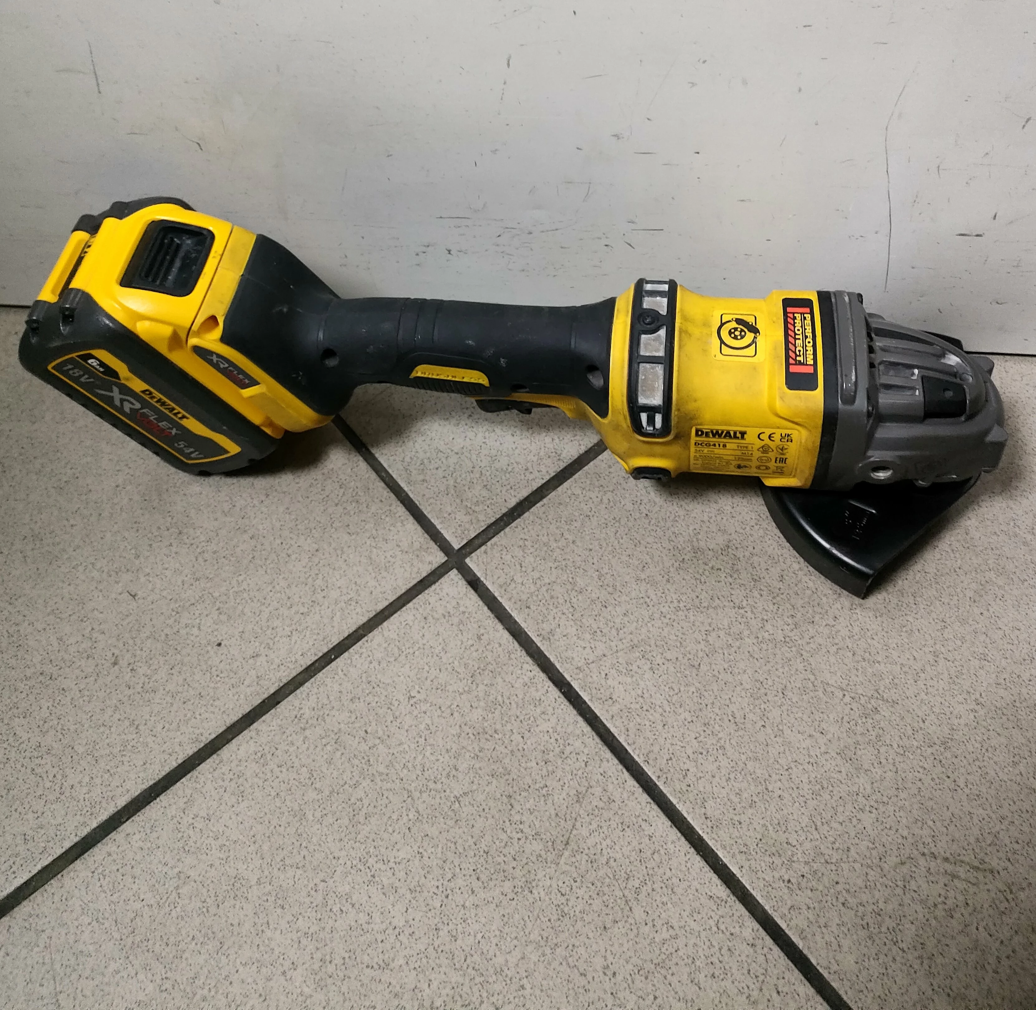 szlifierka-katowa-dewalt-dcg418-bat-6ah-flex-super-stan-rynek-4-chodziez