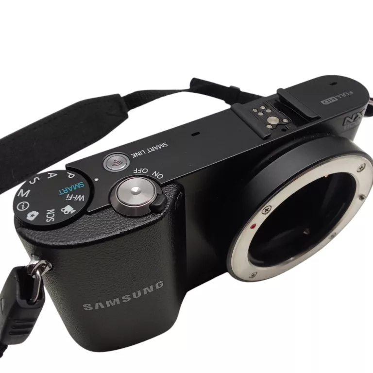 APARAT SAMSUNG NX1100 ZESTAW