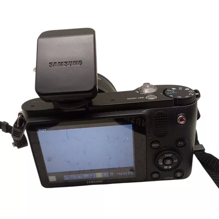 APARAT SAMSUNG NX1100 ZESTAW