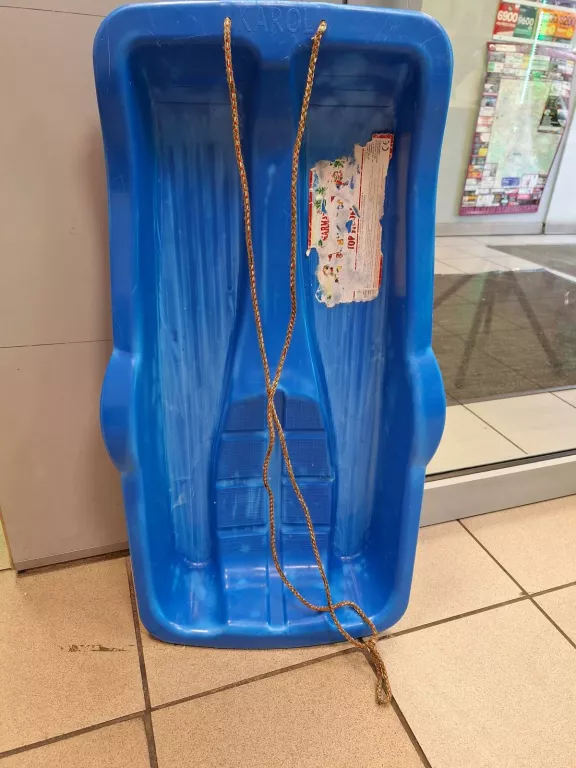 ŚLIZG PLASTIKOWY NIEBIESKI ŚLIZGACZ SANKI KAROL