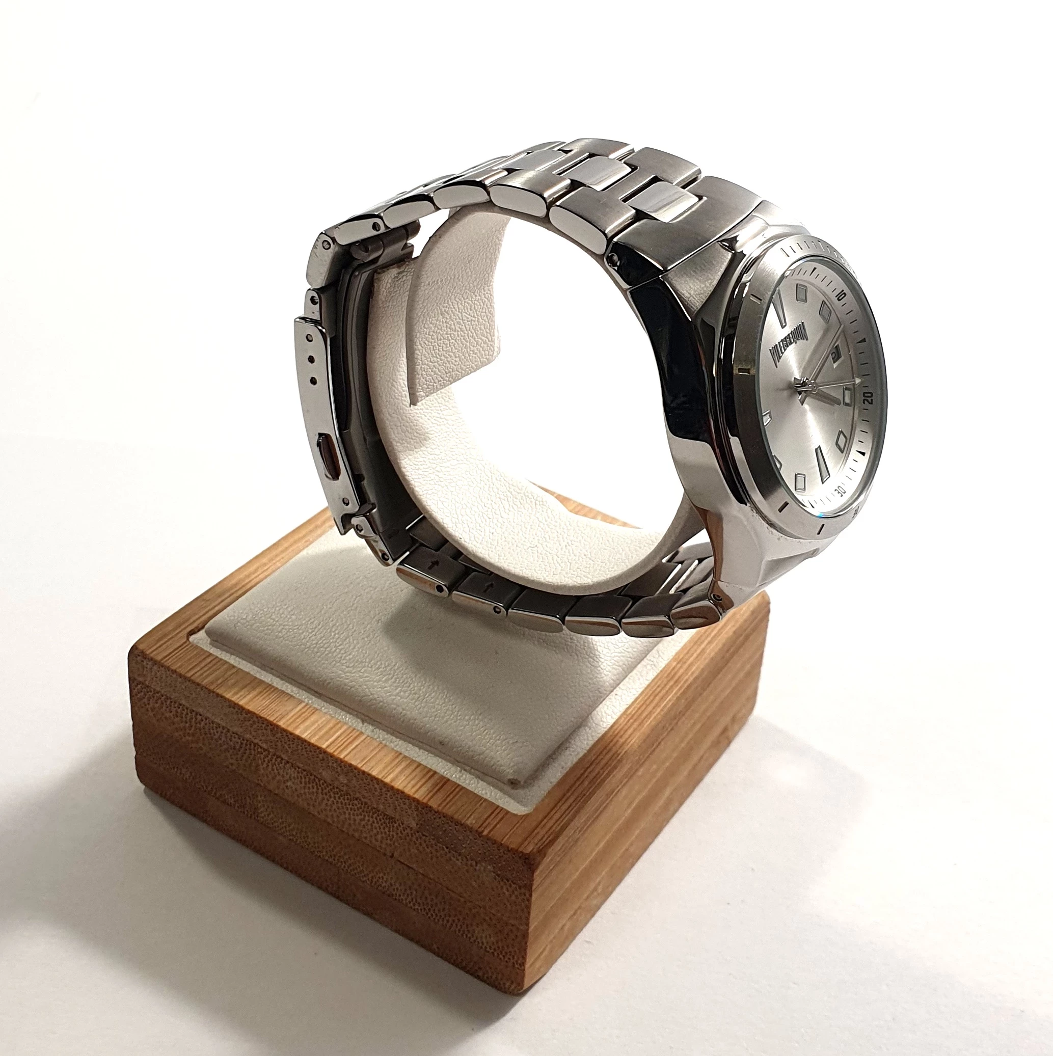 zegarek-damski-vilebrequin-v1151m002-a11-ean-gtin-8714723032560