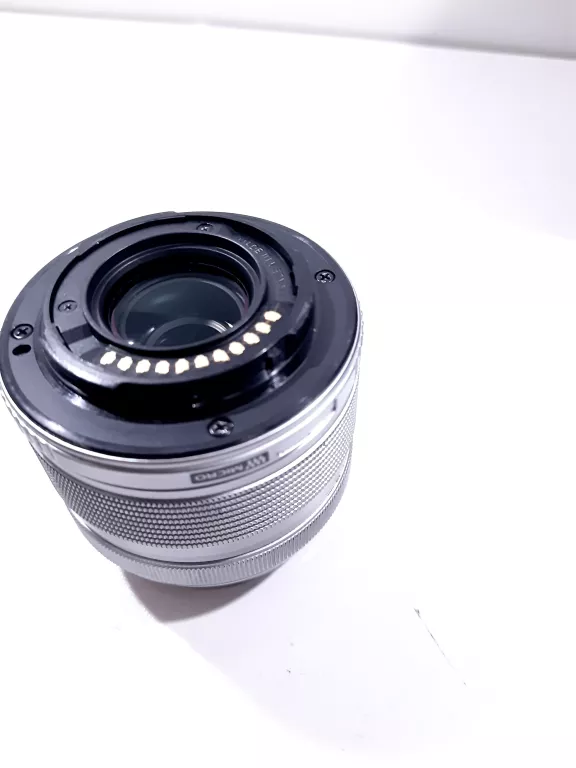OLYMPUS OM-D E-M10 MARK III + OB. 14-42 II R SREBRNY UŻYWANY