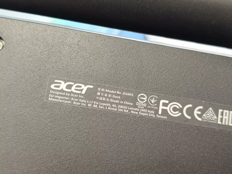 LAPTOP 2W1 TABLET ACER ONE 10 S1003 X5-Z8350 2GB 64GB