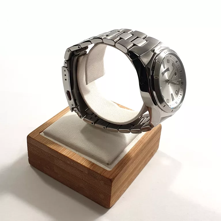 zegarek-damski-vilebrequin-v1151m002-a11-ean-gtin-8714723032560