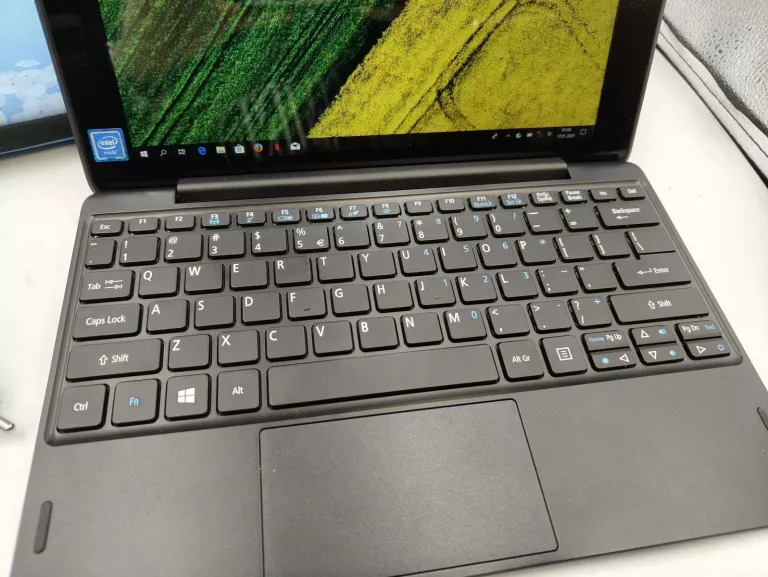 LAPTOP 2W1 TABLET ACER ONE 10 S1003 X5-Z8350 2GB 64GB