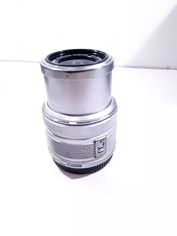 OLYMPUS OM-D E-M10 MARK III + OB. 14-42 II R SREBRNY UŻYWANY