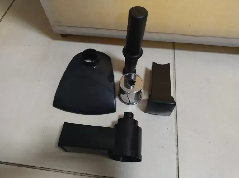 MASZYNKA DO MIELENIA MIĘSA SCARLETT SC-MG45M17 + AKCESORIA