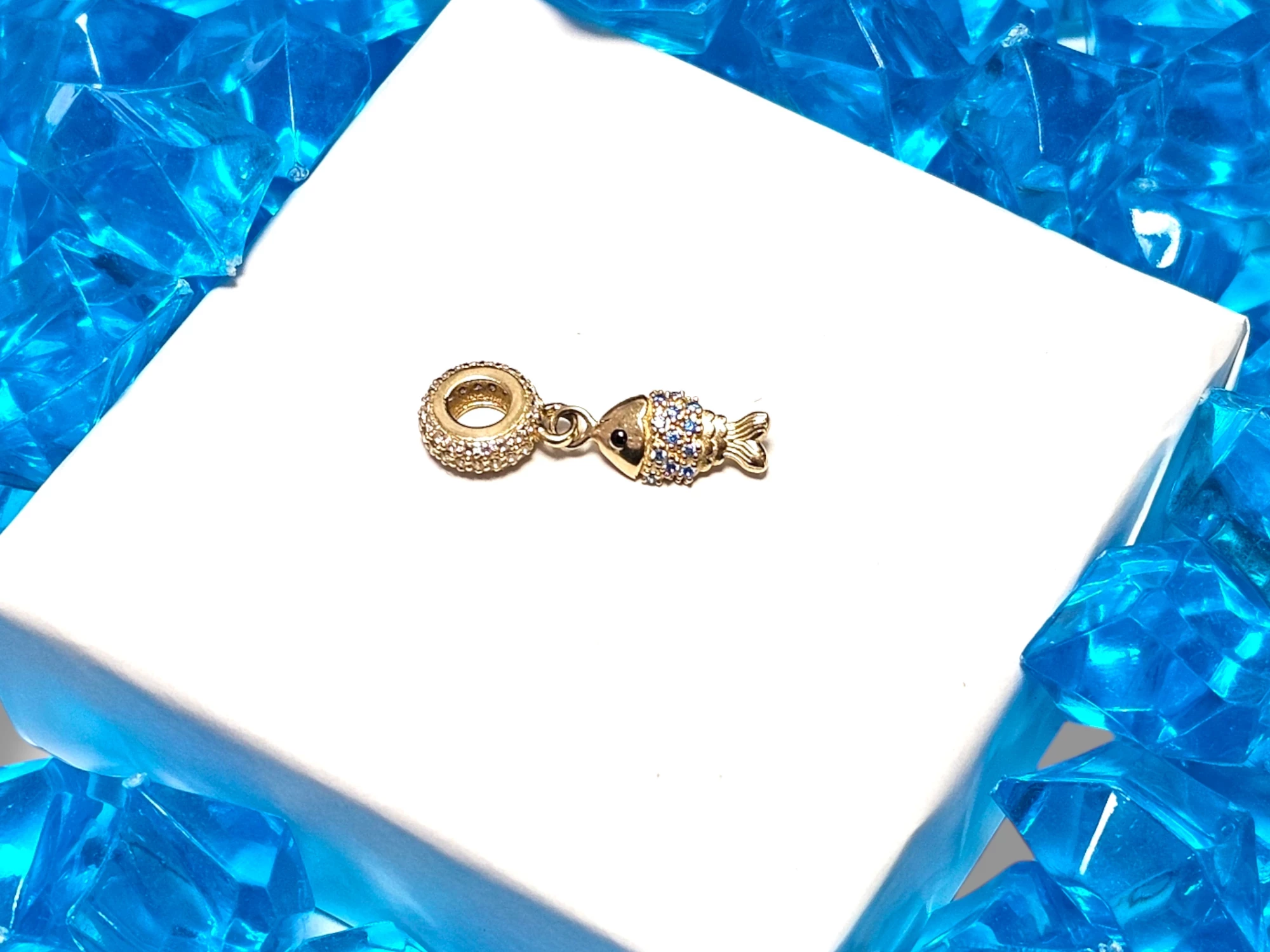 niespotykana-zlota-zawieszka-rybka-179-g-585p-28cm-kamien-17088-524288