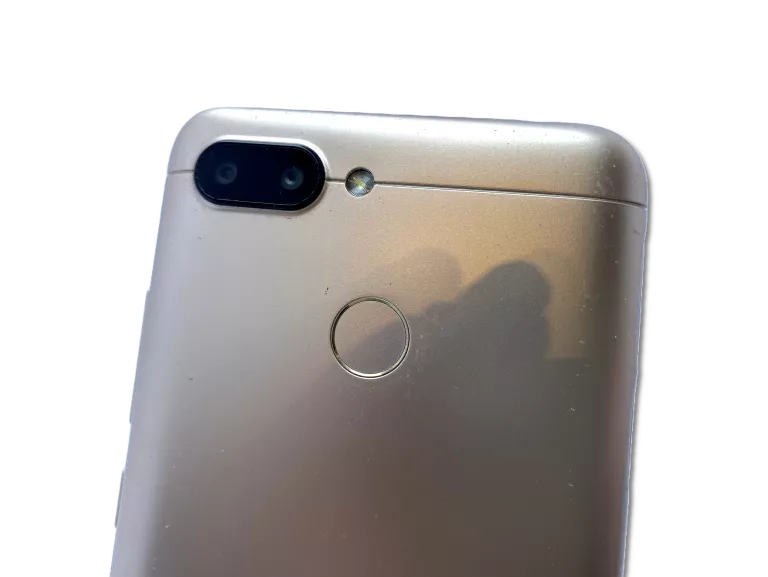 XIAOMI REDMI 6 4 GB / 64 GB