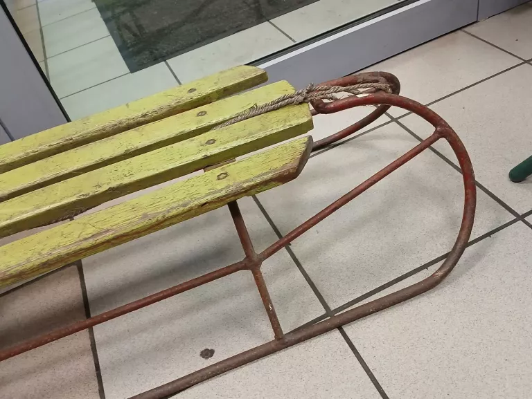 sanki-dwuosobowe-metalowo-drewniane-kod-producenta-202