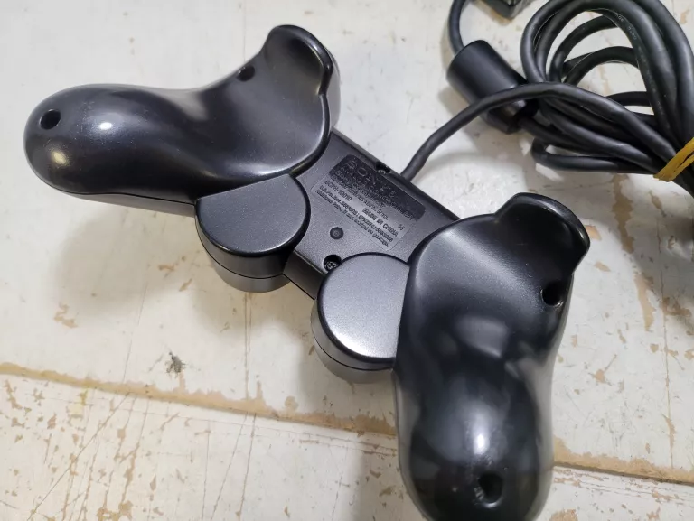 KONSOLA SONY PLAYSTATION 2 PS2 FAT+PAD  ZASILACZ + GRY