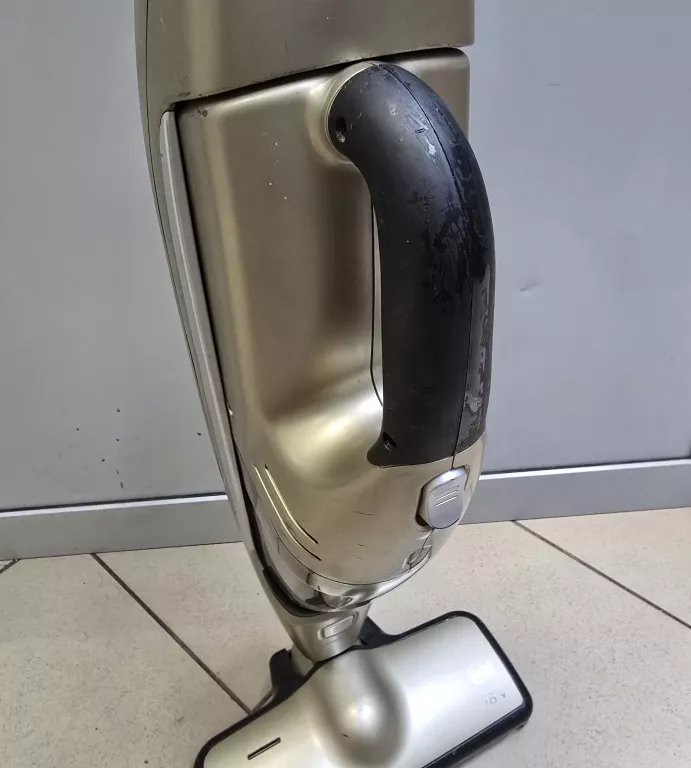 ODKURZACZ PIONOWY BOSCH BBHMOVE4N 2IN1