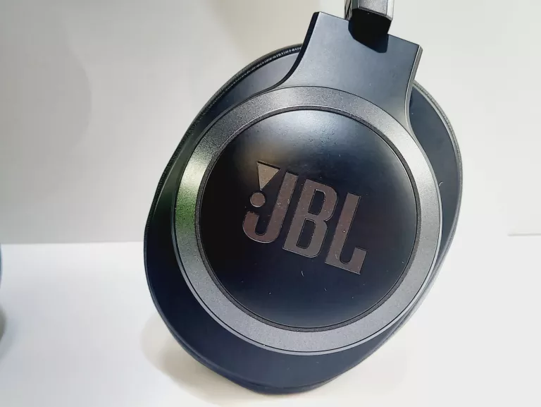 SŁUCHAWKI JBL LIVE 670NC