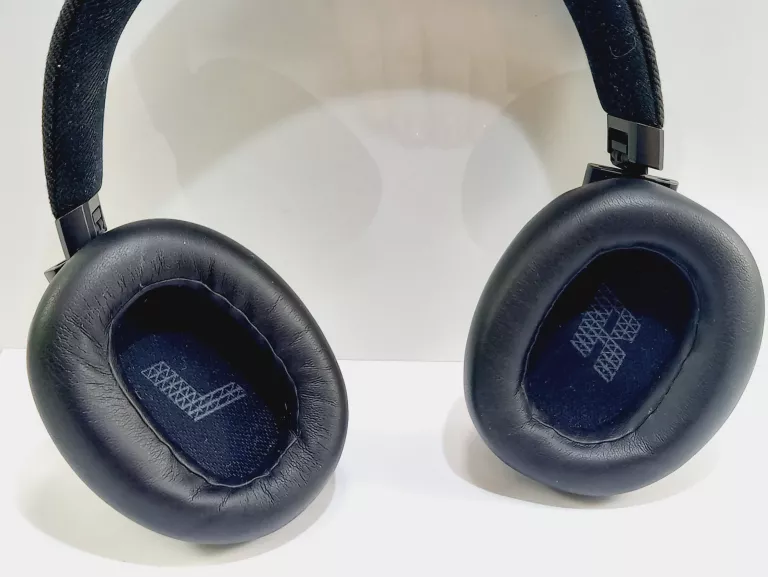 SŁUCHAWKI JBL LIVE 670NC