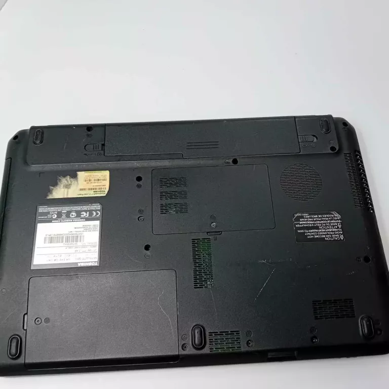 LAPTOP TOSHIBA C650 PENTIUM X2@2.3GHZ 4GB RAM