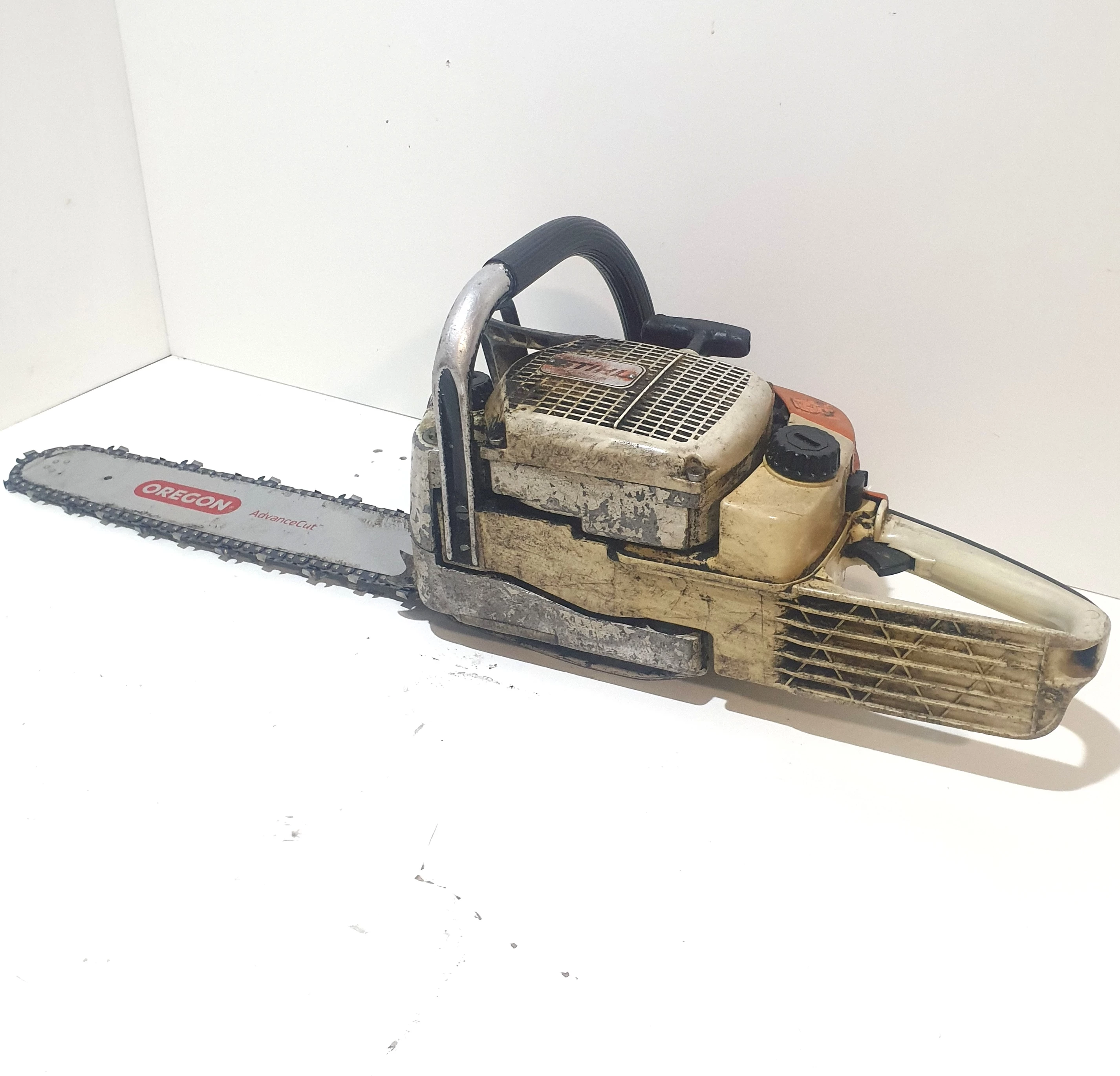 pila-spalinowa-stihl-wood-boss-028-av-seria-028