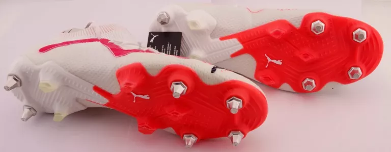 BUTY PIŁKARSKIE MĘSKIE PUMA FUTURE PRO FG/AG PUMA WHITE 107351-01 R.40,5