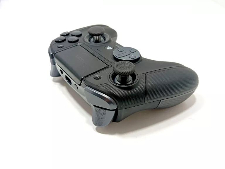 pad-nacon-revolution-5-pro-stan-opakowania-229205-340245